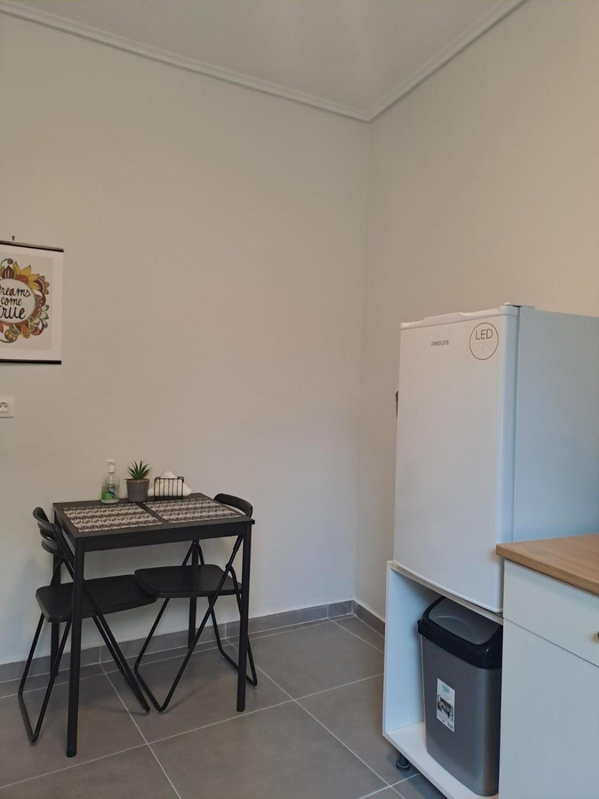Lysandros Comfortable Apartments In Athens, Near The Metro エクステリア 写真